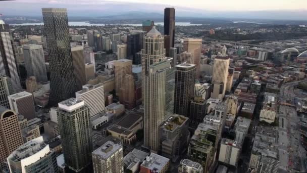 Seattle Belvárosának Legmagasabb Épületei Napkelte Északnyugat Amerikában Légi Kilátás — Stock videók