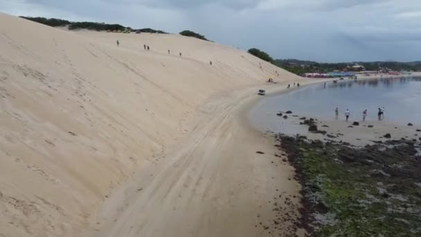 Natal Brasil Por Drone Siguiendo Beach Car Playas Legendarias Brasileñas — Vídeos de Stock