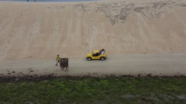 Natal Brazil Oleh Drone Mengikuti Beach Car Beaches Brasil Legendaris — Stok Video