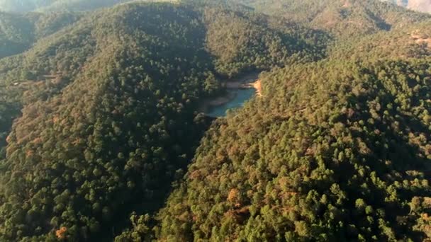 Aerial View Calaque Dam Lush Mountains Spotted Almost Drying Summer — Stock Video