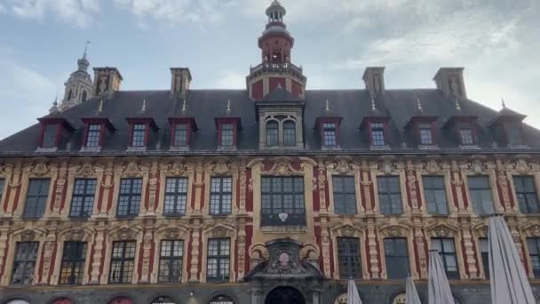 Façade Architecturale Vieille Bourse Ancienne Bourse Lille France Tournage Panoramique — Video