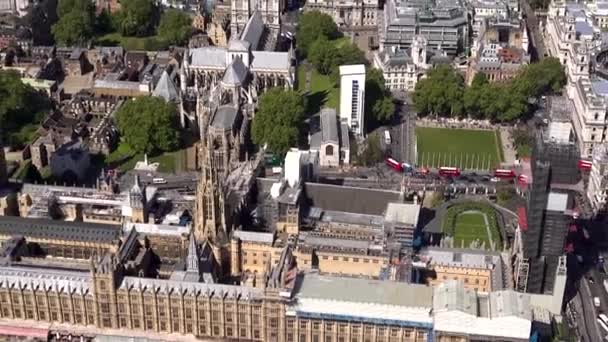 Vista Aérea Cercana Westminster Houses Parliament Big Ben Parliament Square — Vídeo de stock