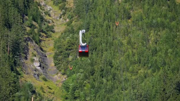 Gondola Sestupující Mannlichenu Wengenského Švýcarska — Stock video