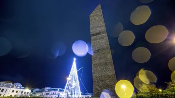 Time Lapse Focusing Upwards Lightening Christmas Tree Urban Square Guernsey — Stock Video