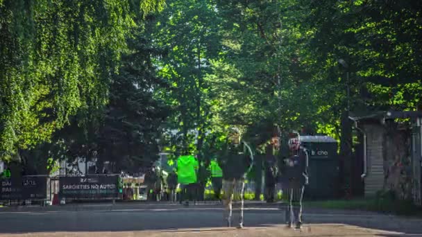 Güneşli Bir Sabah Letonya Nın Riga Kentinde Düzenlenen Dünya Ralli — Stok video