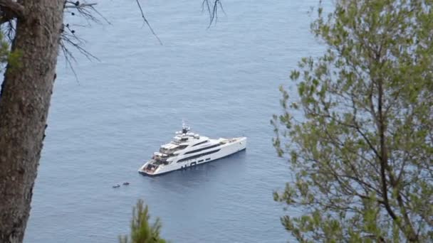 Wspaniały Widok Mallorcas Zachodniego Wybrzeża Czystej Niebieskiej Wody Wiele Jachtów — Wideo stockowe
