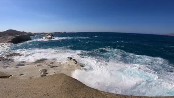 Big Waves Crash Mediterranean Sea Rocky Shore Greece — Stock Video