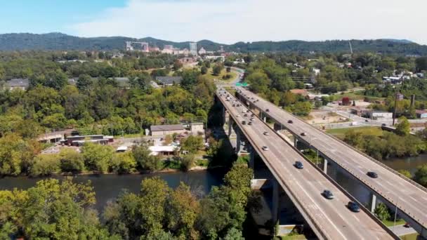 Drone Video Haywood Street Bridge French Broad River Asheville Sunny — Stock video