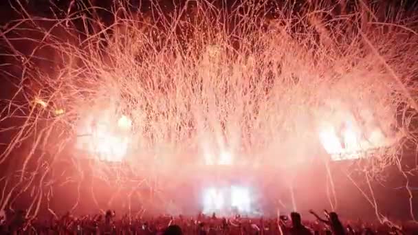 Huge Fireworks Flames Mainstage Show Cinematic Slow Motion Showing Crowd — Stock Video