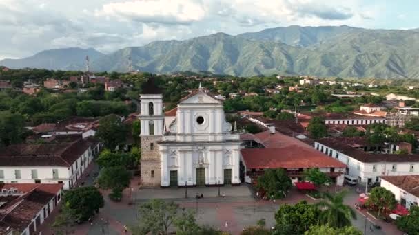 Flygfoto Över Katedralen Baslica Inmaculada Concepcion Santa Antioquia Colombia — Stockvideo
