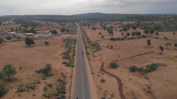 Drone Takes Aerial Shot Clean Highway Tharparkar Also Known Thar — Video