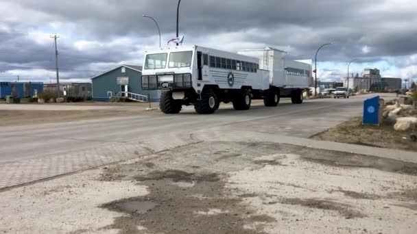 Tundra Buggy Driving Town Churchill Manitoba Northern Canada Summer — Video