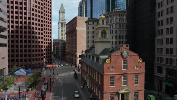 Boston Massachusetts Aerial Market Downtown Custom House Tower Distance Sunny — Vídeos de Stock