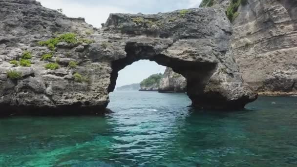 Aerial Flight Eroded Sea Cave Bali Batupadasan Island — Vídeos de Stock