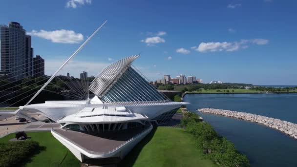Milwaukee Art Museum Winsconsin Usa Aerial View Modern Building Venue — стокове відео
