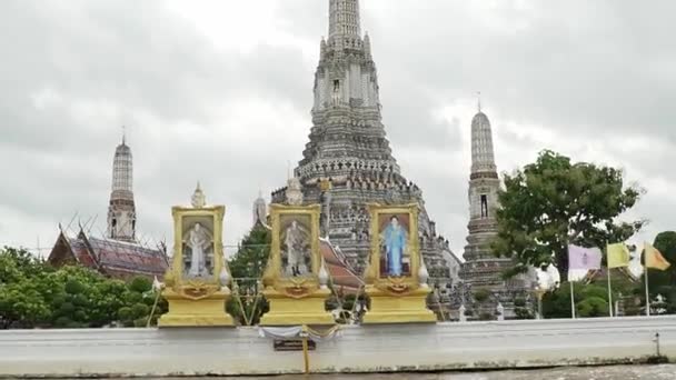 Pov Looking River Boat Temple Wat Arun Ratchawararam Ratchawaramahawihan Bangkok — 图库视频影像