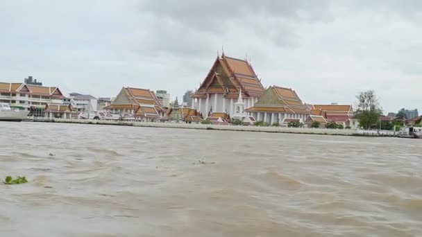 Moving Chao Phraya River Bangkok One White Buddhist Temples Seen — Stock Video