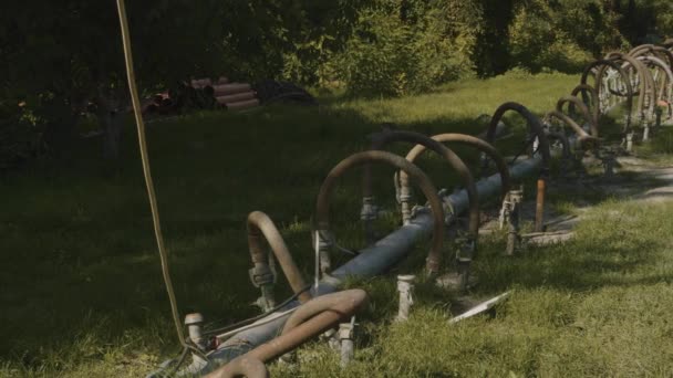 One Sixth Scale Groundwater Removal Pipes Inserted Ground — Vídeo de stock