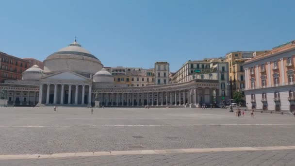 Piazza Del Plebiscito Und Majestätische Basilica Reale Pontificia San Francesco — Stockvideo