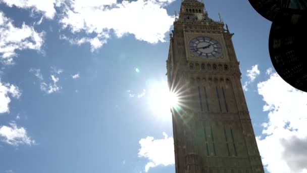 Looking Big Ben Clock Tower Star Shaped Sun Flares Slow — Stock Video