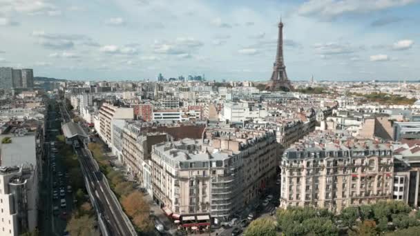 Станція Motte Picquet Grenelle Тур Ейфель Задньому Плані Париж Повітряні — стокове відео