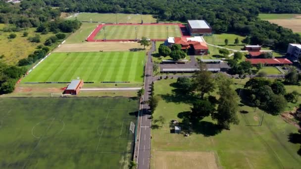 巴拉圭绿色足球场卓越高性能中心的空中景观 — 图库视频影像