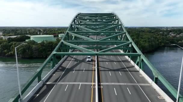 Abd Nin Maine New Hampshire Eyaletleri Arasındaki Piscataqua Nehri Köprüsü — Stok video