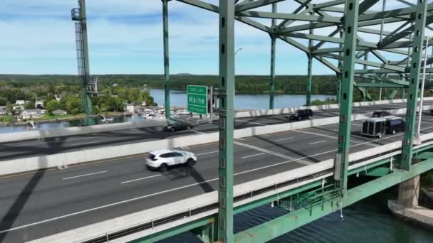 Maine New Hampshire State Grens Piscataqua River Bridge Luchtzicht Met — Stockvideo