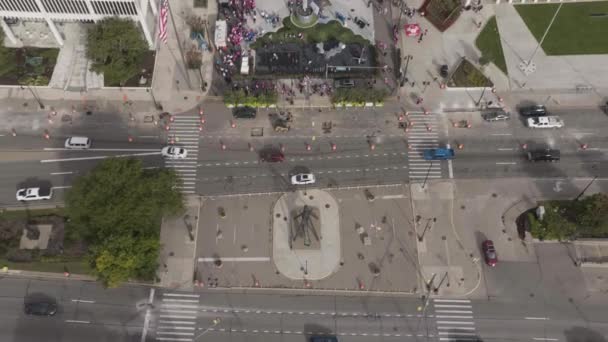 Joe Louis Fist Aerial Miring Sampai City — Stok Video
