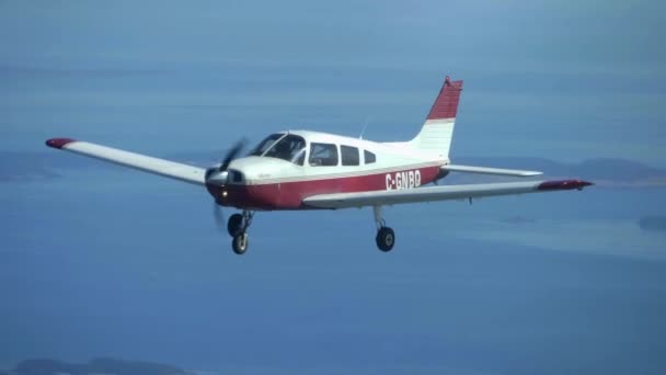 Leichtflugzeug Formation Fliegen Piper Cherokee Frontalansicht Flug — Stockvideo