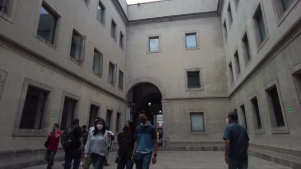 Tourist Visiting Walking Courtyard Colonial Antique Palace Mexico City Downtown — Stock Video