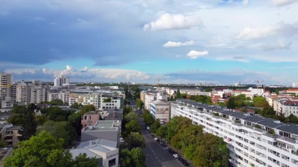 Skyline Tempelhof Schöneberg Atemberaubender Rundflug Zur Rechten Drohne Des Nollendorfer — Stockvideo