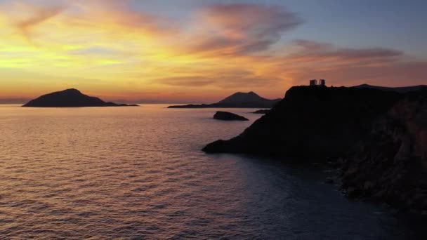 Воздушный Красочный Закат Крепости Посейдон Соунио Греция — стоковое видео