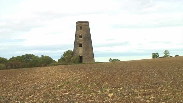 Νότιο Luffenham Ερειπωμένος Ανεμόμυλος Στην Αγγλική Κομητεία Rutland — Αρχείο Βίντεο