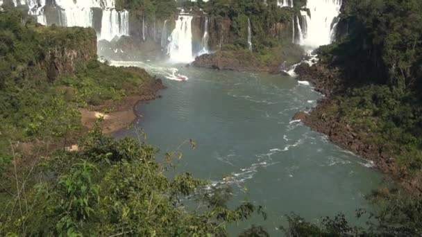 Niesamowite Wodospady Iguazu Lasach Deszczowych Między Brazylią Argentyną Wpisane Listę — Wideo stockowe