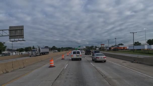 Scatto Rallentatore Camion Bloccato Ingorgo Sull Autostrada Americana Indiana Usa — Video Stock