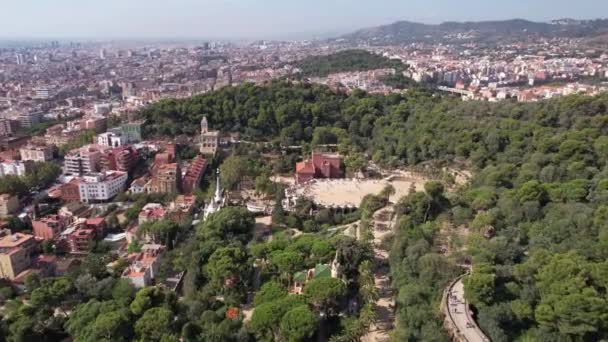 Barselona Spanya Daki Park Guell Hava Görüntüsü Mozaikli Teras Gaudi — Stok video
