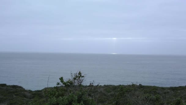 Sun Ray Csendes Óceán Felett Big Sur Tengerparton — Stock videók