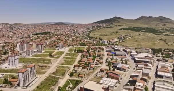 Ankara Törökország Aerial Drone Flyover Iiltepe Altnda Mamak Rögzítése Lakótelepek — Stock videók