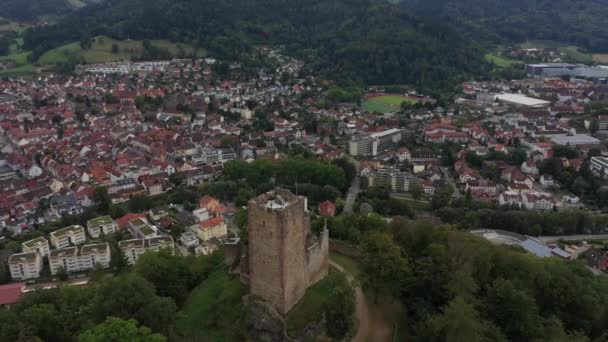 Coups Drone Waldkirch Allemagne Avec Forteresse Montagnes Forêt Noire — Video