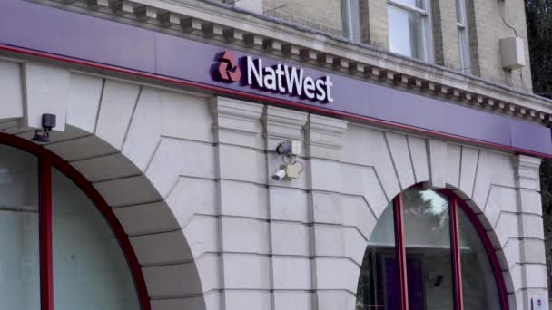 Banco Natwest Wanstead High Street Con Logotipo Claramente Visible Estática — Vídeos de Stock