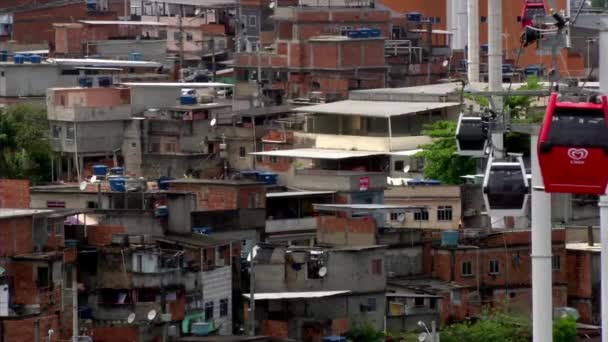 Seilbahn Über Die Favela Alemao Rio Janeiro — Stockvideo