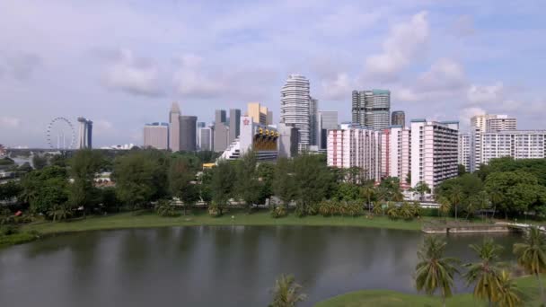 Luftaufnahme Des Wohnhauses Über Dem Meer Bei Kallang Singapur — Stockvideo