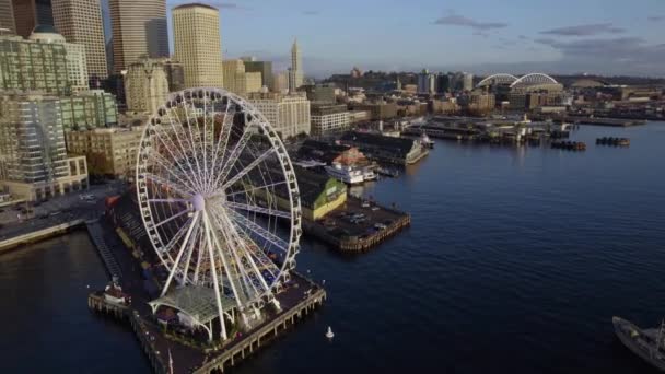 Luchtfoto Aound Seattle Great Wheel Zonsopgang Usa Cirkelen Drone Schot — Stockvideo