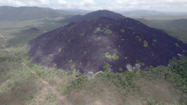 Вид Воздуха Черную Гору Национальный Парк Калькаджака Отличительными Черными Гранитными — стоковое видео