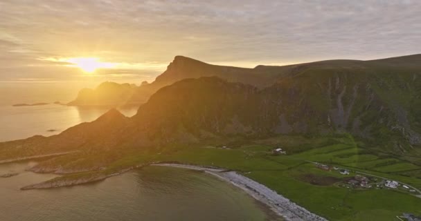 Stave Νορβηγία Εναέρια Μαγευτικό Τοπίο Συλλαμβάνοντας Μικρό Απομονωμένο Χωριό Στο — Αρχείο Βίντεο