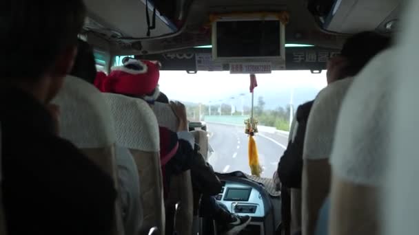 Kunming Yunnan China September 2022 Passenger Scene Bus Daytime Busy — Stock Video