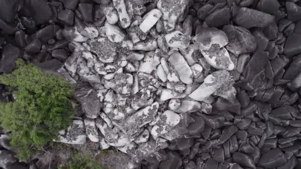 Solidified Magma Forming Famous Black Mountain Kalkajaka National Park Shire — стокове відео