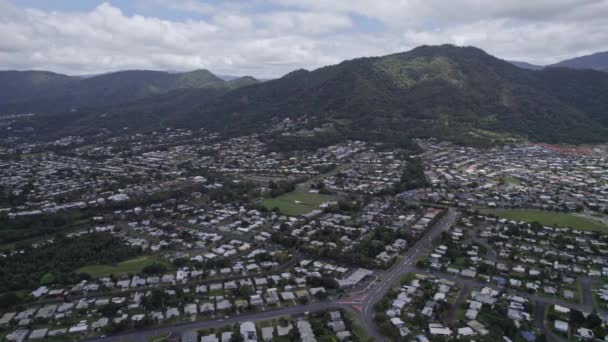 Luchtfoto Van Cairns City Bergen Het Verre Noorden Van Queensland — Stockvideo