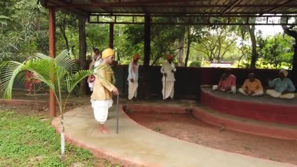 Kyläihmisten Alkuperäiskulttuuri Perinne Teema Rangoli Puutarhoissa — kuvapankkivideo